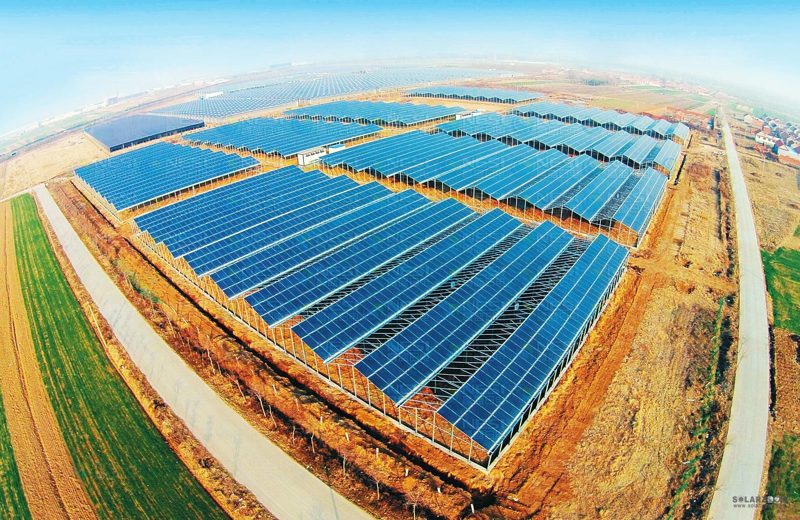 2018-5-20 華潤新能源安達(dá)三號、四號光伏發(fā)電項目---35KV電纜分支箱發(fā)貨
